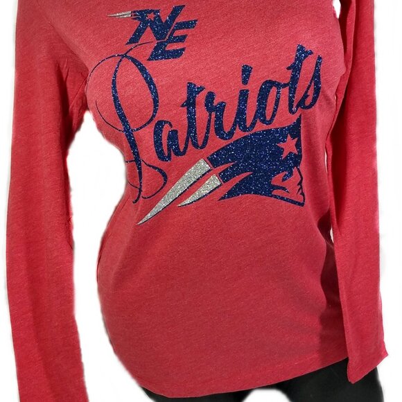 New England Patriots Red Heather Lngslv Top with Shiny lettering. * Only 1 *Med - Picture 3 of 3